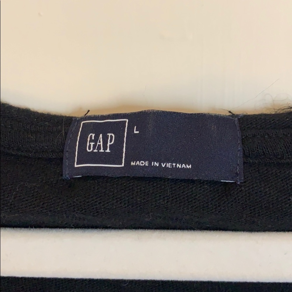Gap black basic tee - Picture 2 of 2